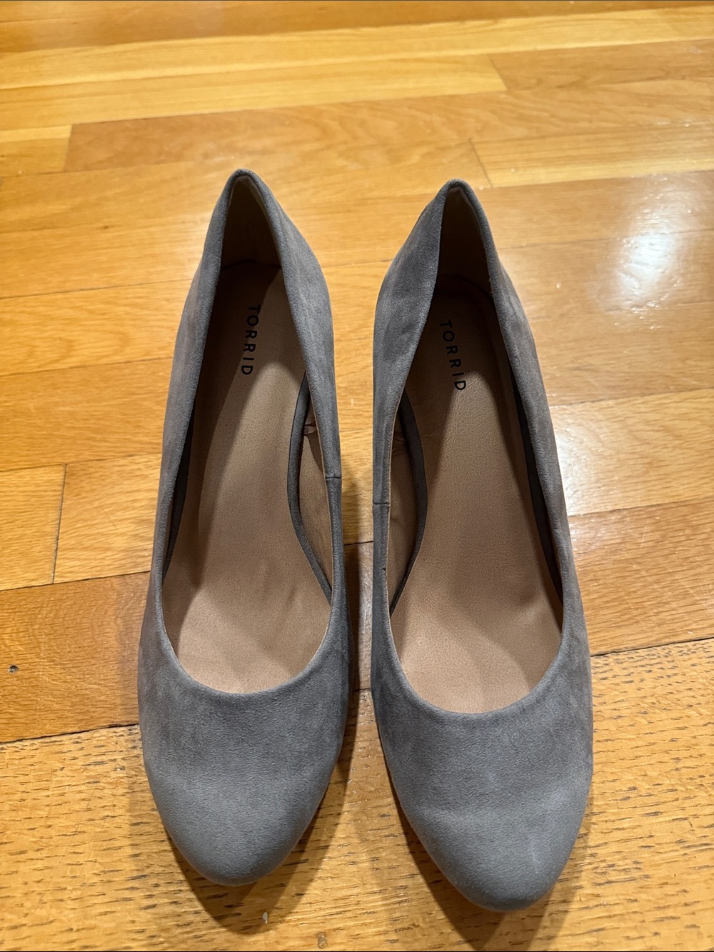 Torrid gray classic wedge size 11.